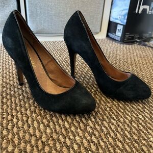 Black Suede Aldo Pumps